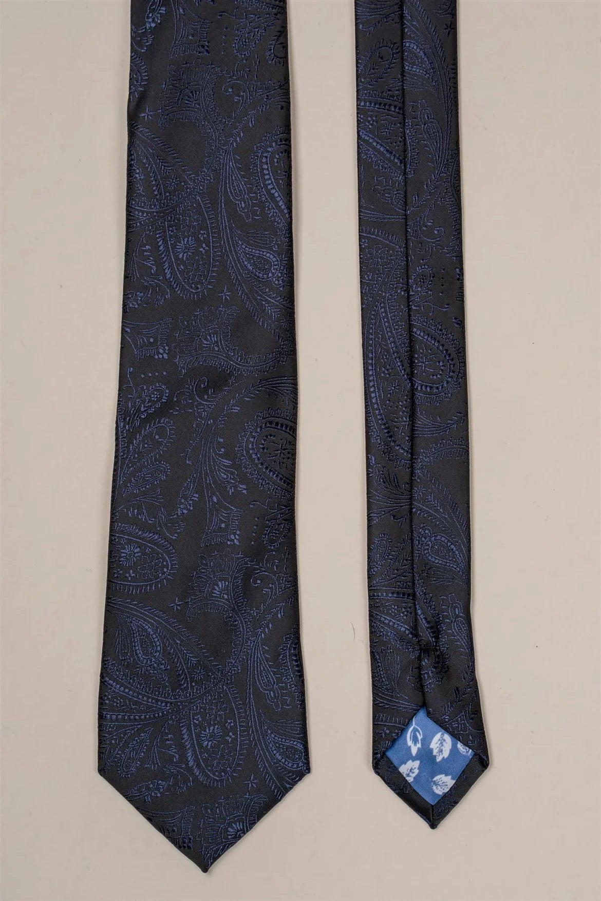 Cavani CV813 Navy Paisley Tie Set