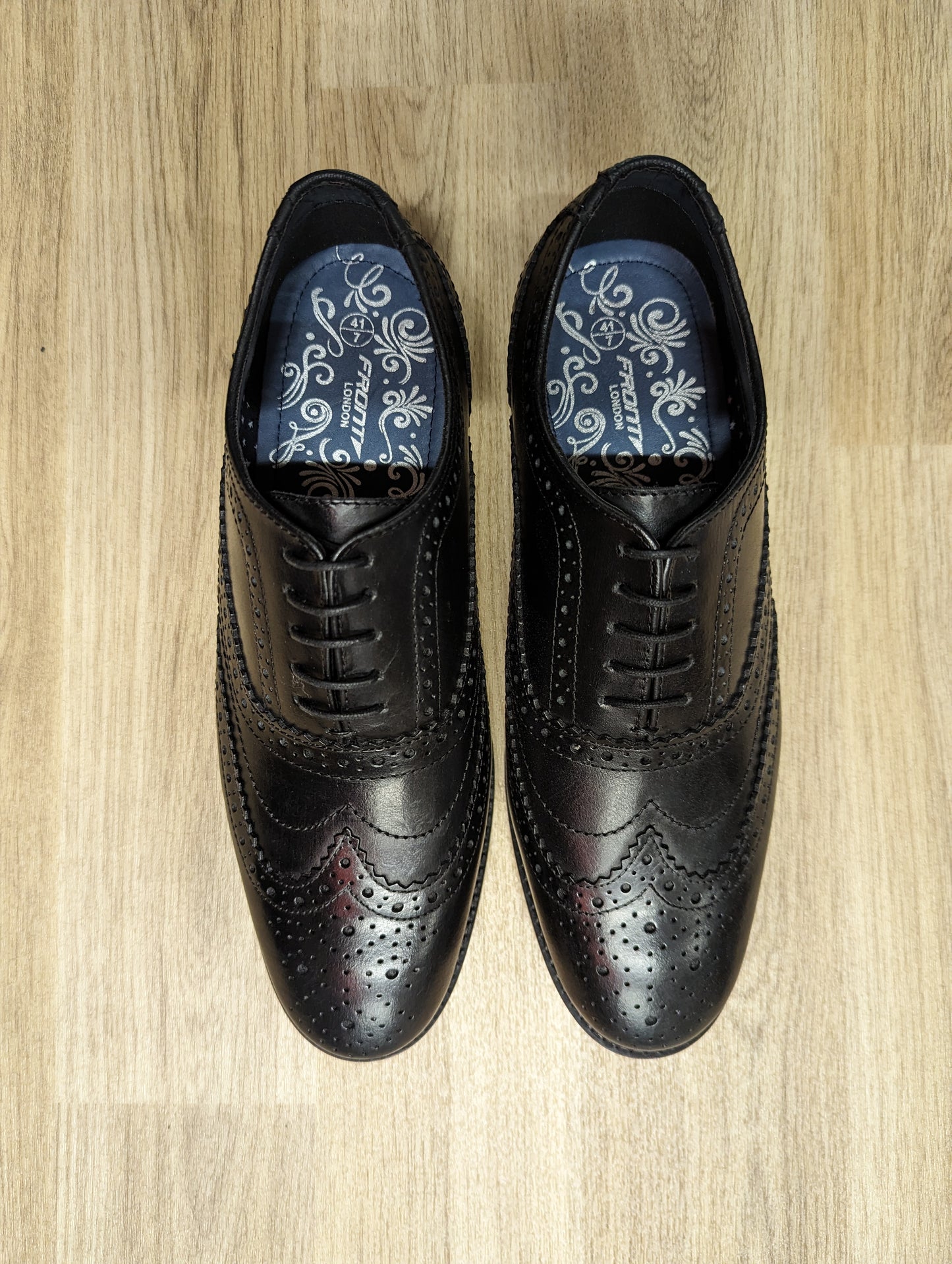 Front Diego Black Shoes