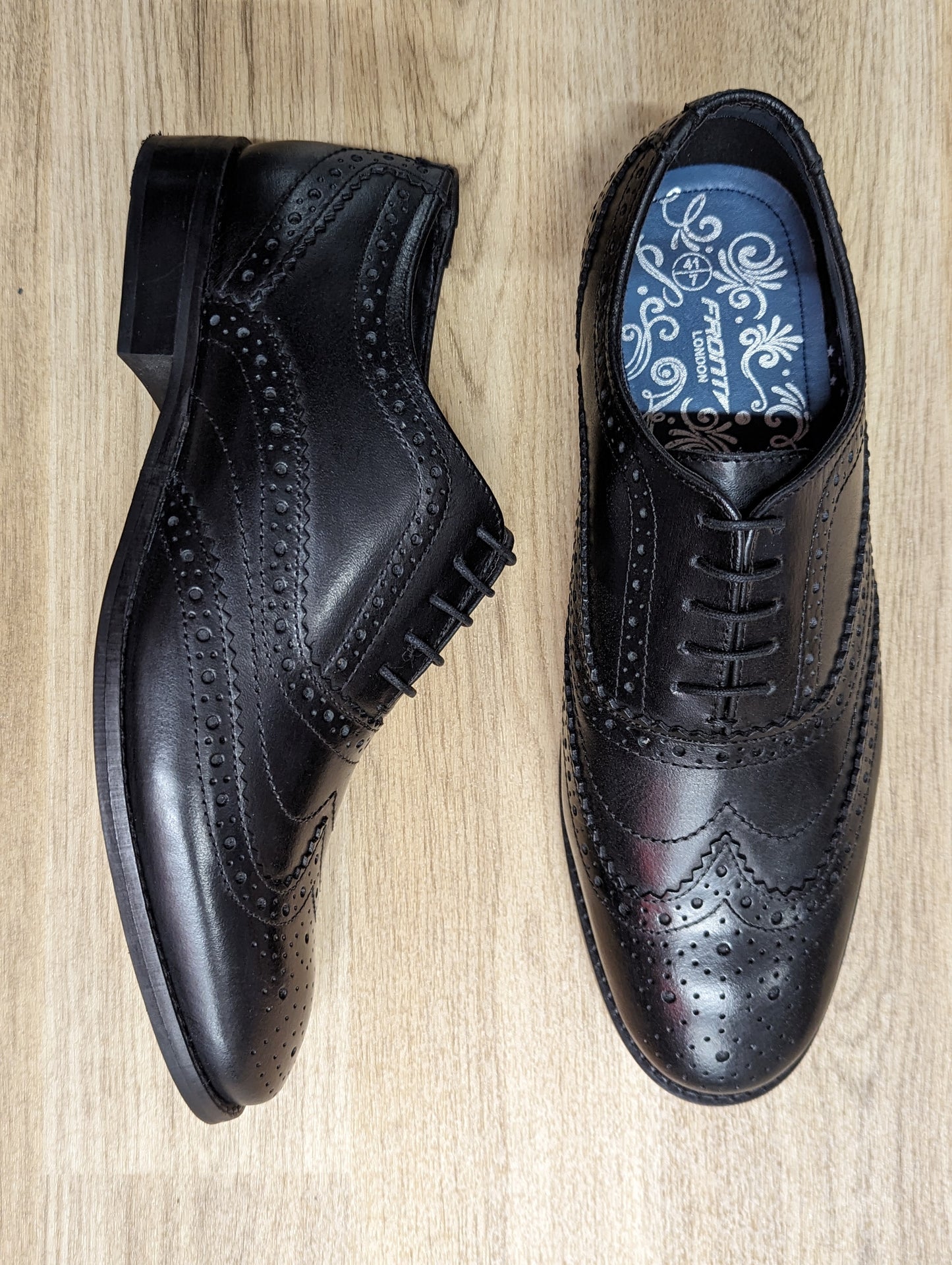 Front Diego Black Shoes