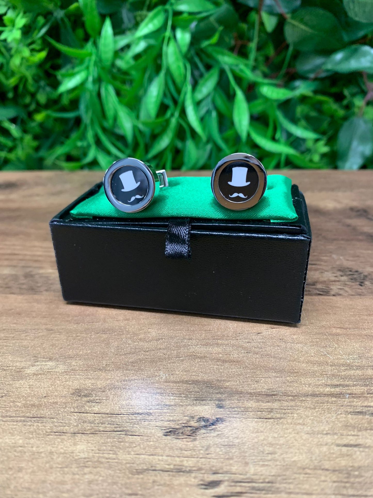 L A Smith Top Hat Cufflink Set