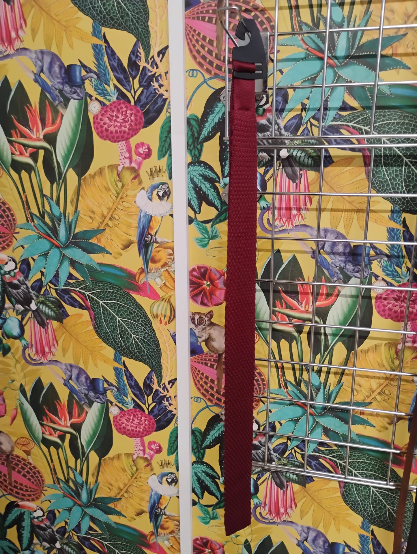 Knitted Burgundy tie