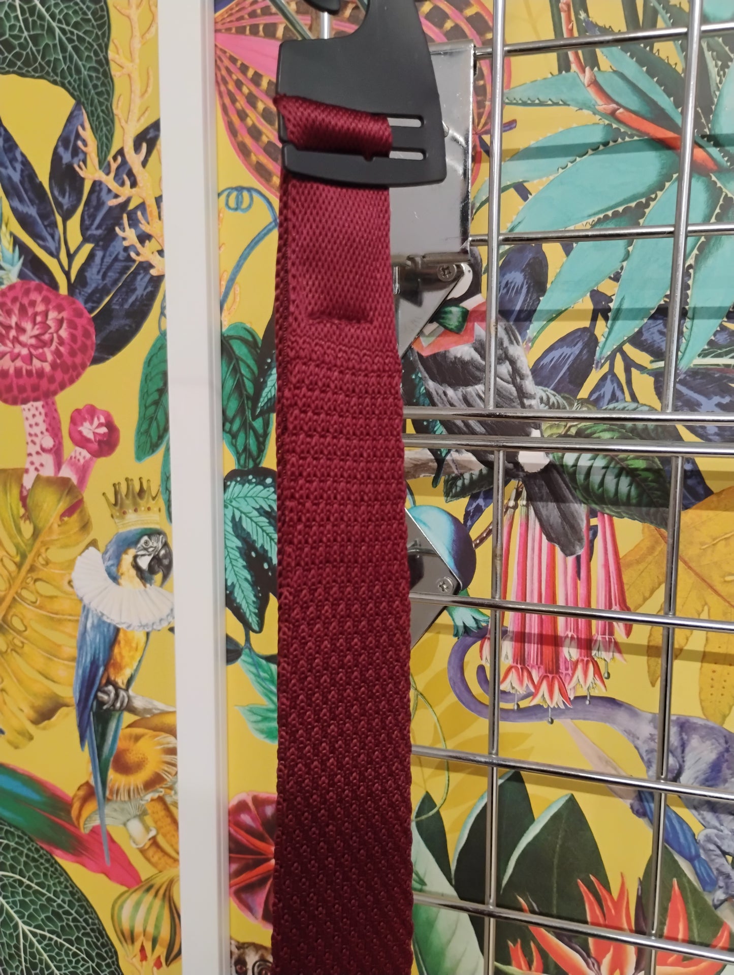 Knitted Burgundy tie