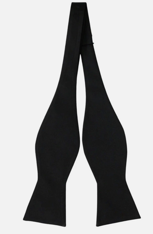 Squires Plain Black Self Tie Bow Tie