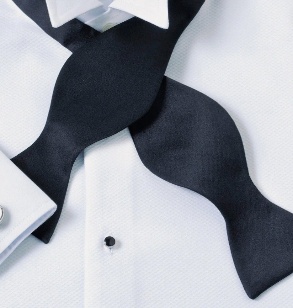 Squires Plain Black Self Tie Bow Tie