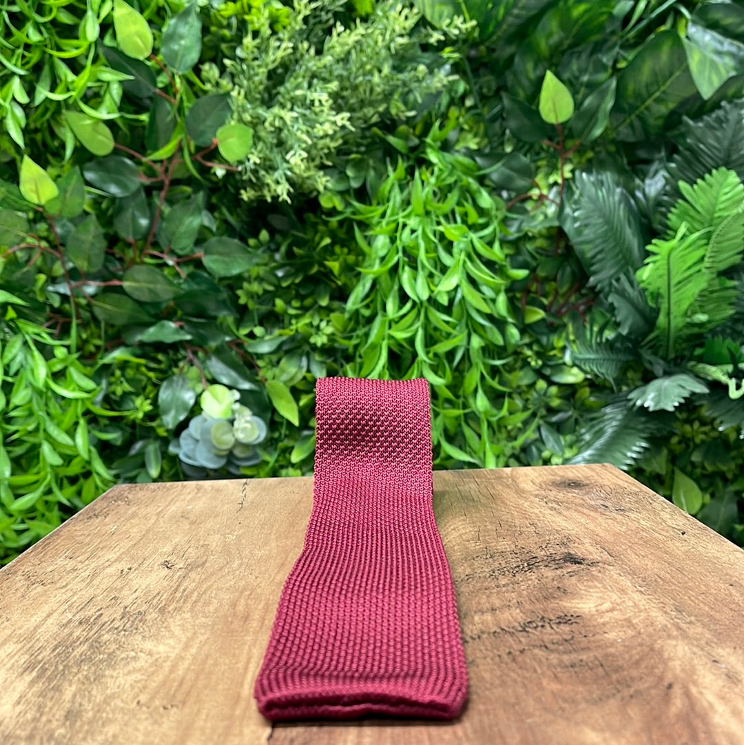 L.A.Smith Wine knitted tie